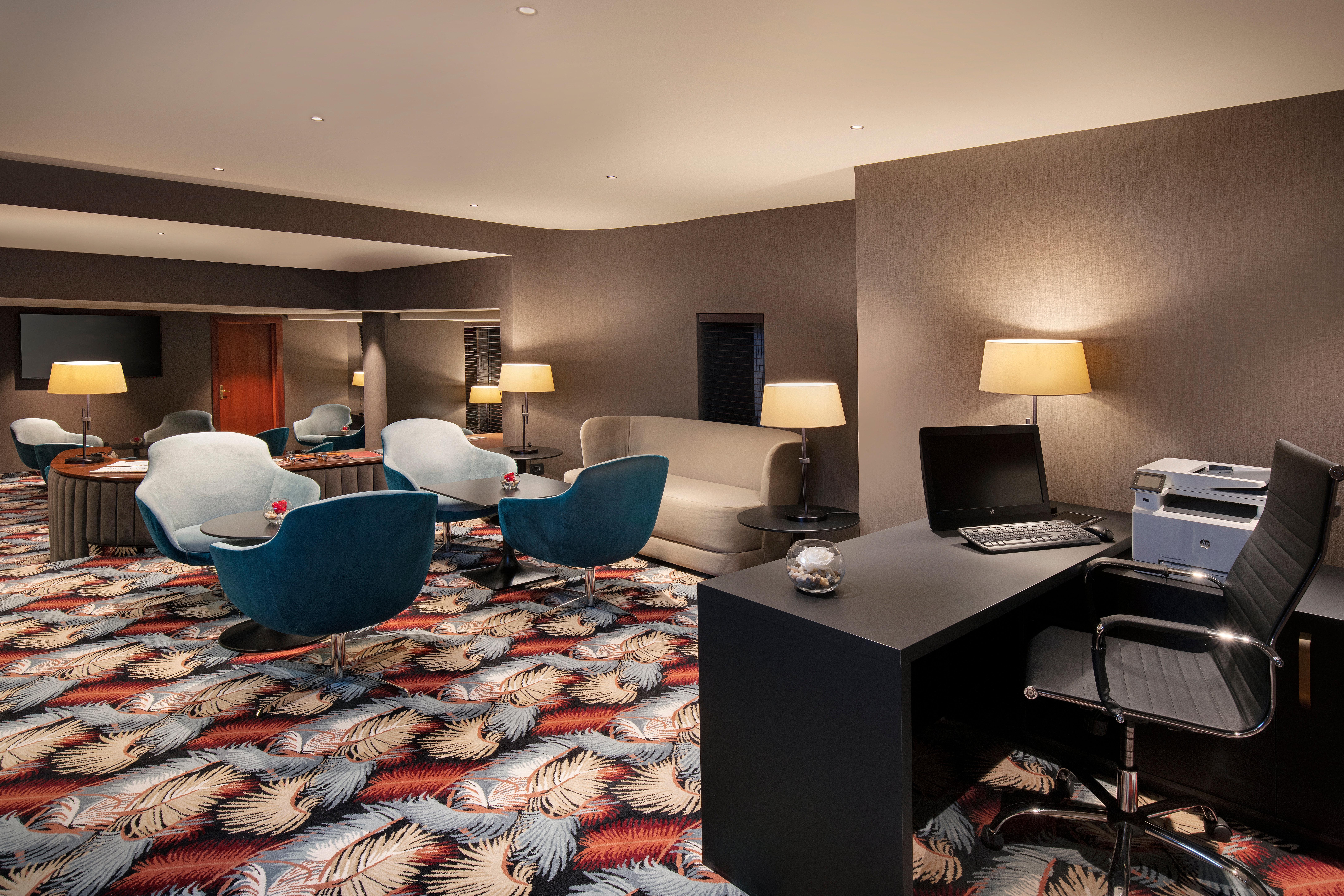 Hotel Crowne Plaza Bucharest By Ihg Exterior foto